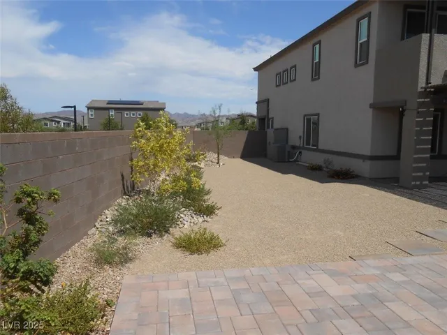 $2,600 | 287 Mount Langley, Henderson, NV 89015