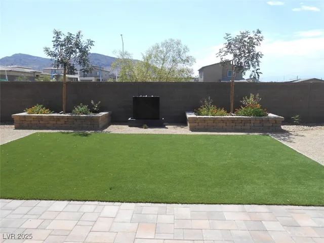 $2,600 | 287 Mount Langley, Henderson, NV 89015