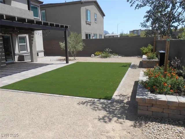 $2,600 | 287 Mount Langley, Henderson, NV 89015