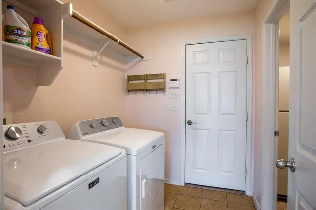 $369,900 | 1109 Linden Drive, Burleson, TX 76028