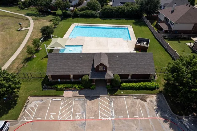 $369,900 | 1109 Linden Drive, Burleson, TX 76028