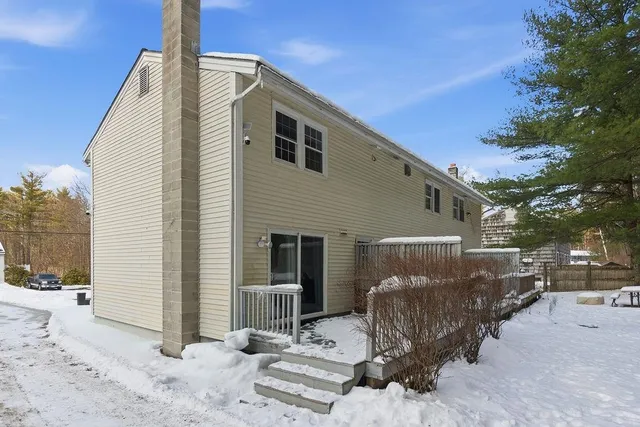 $354,900 | 10 Woodburn Drive, Unit C, Litchfield, NH 03052