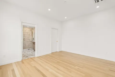 $1,250,000 | 27 Shepard Street, Unit 4, Boston, MA 02135