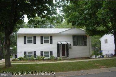 611 Denham Road Rockville, MD 20851 - Photo 1 of 11 Exterior (Main)