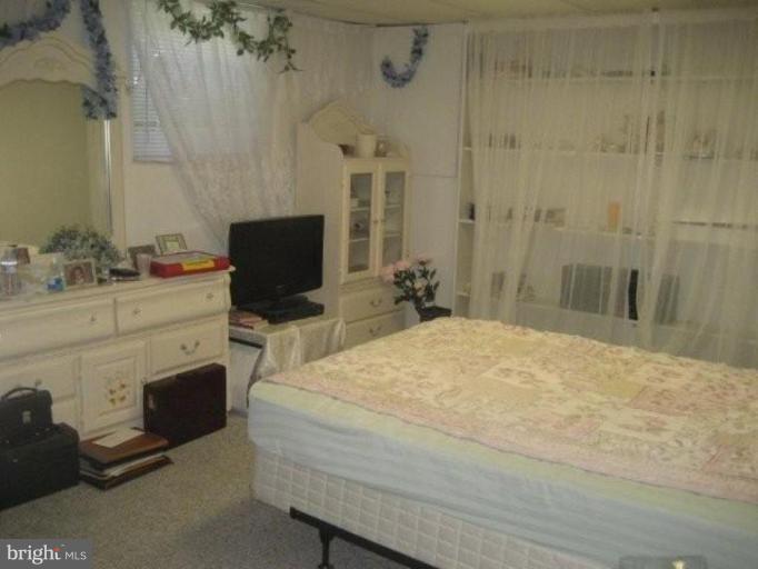 611 Denham Road Rockville, MD 20851 - Photo 7 of 11 Bedroom 1