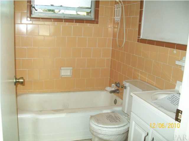 4416 Creighton Road Pensacola, FL 32504 - Photo 11 of 16