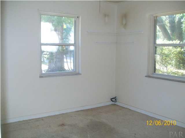 4416 Creighton Road Pensacola, FL 32504 - Photo 13 of 16