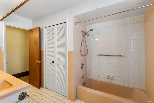 $259,000 | 59147 Wilray Drive, Elkhart, IN 46517