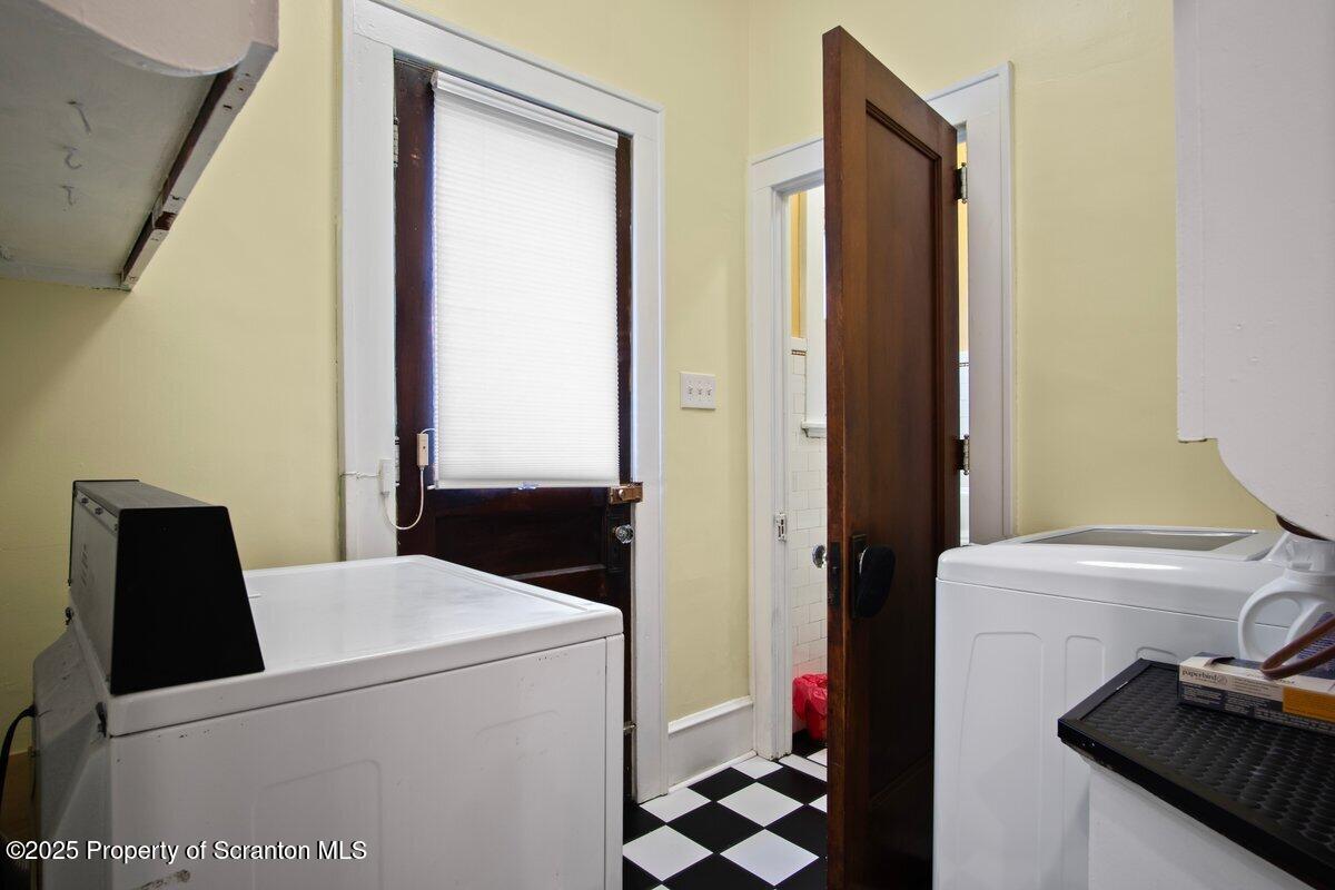 739 Moosic Street Scranton, PA 18505 - Photo 19 of 43 laundry