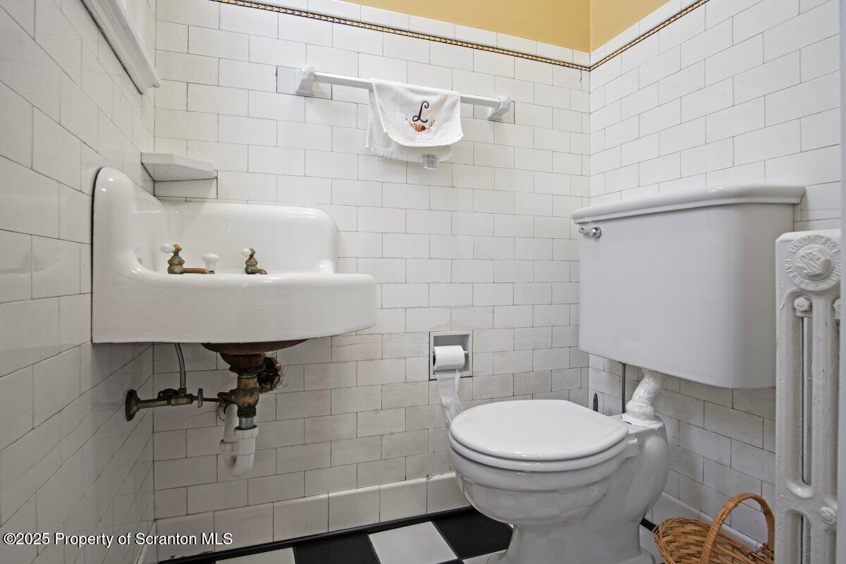 739 Moosic Street Scranton, PA 18505 - Photo 20 of 43 half bathroom