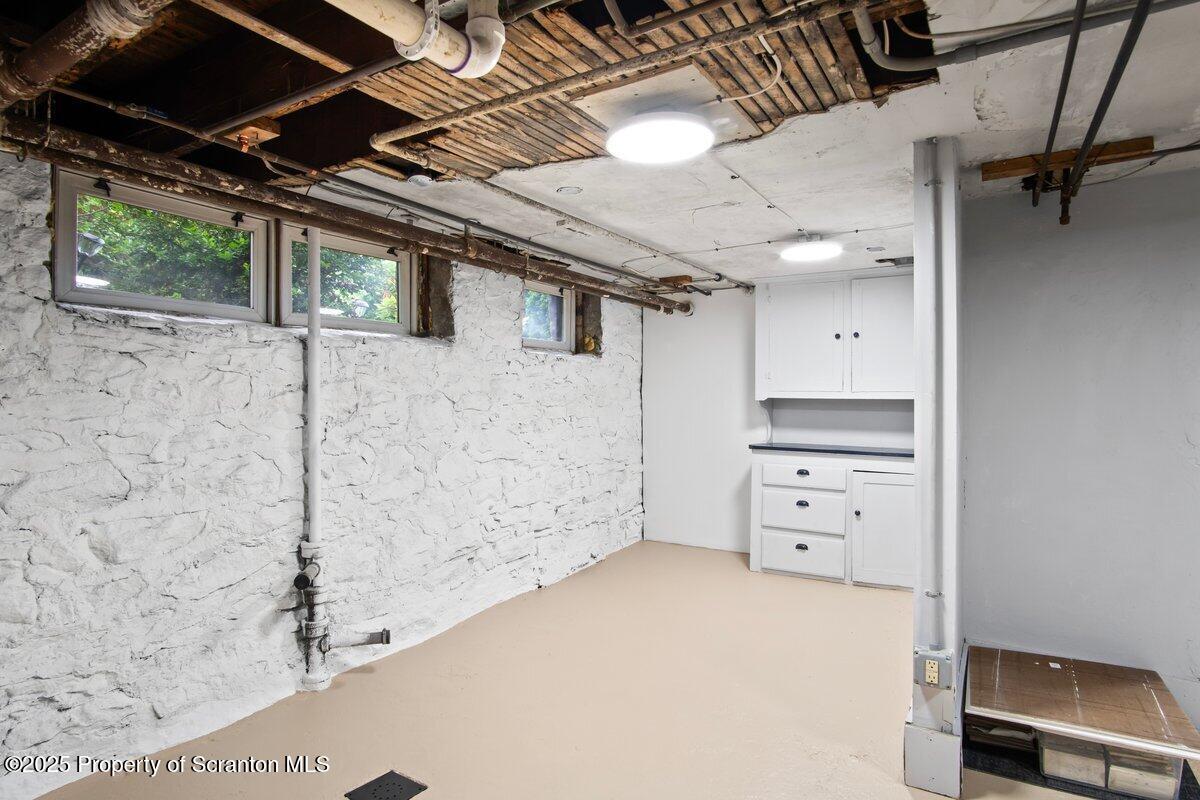 739 Moosic Street Scranton, PA 18505 - Photo 38 of 43 basement