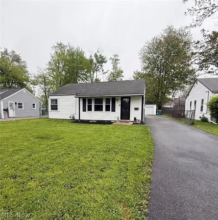 $194,000 | 4887 Marigold Road, Mentor, OH 44060