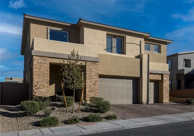 $969,900 | 194 Viento Ridge Street, Henderson, NV 89012