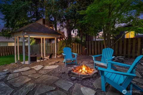 $998,000 | 13426 121st Avenue Northeast, Kirkland, WA 98034