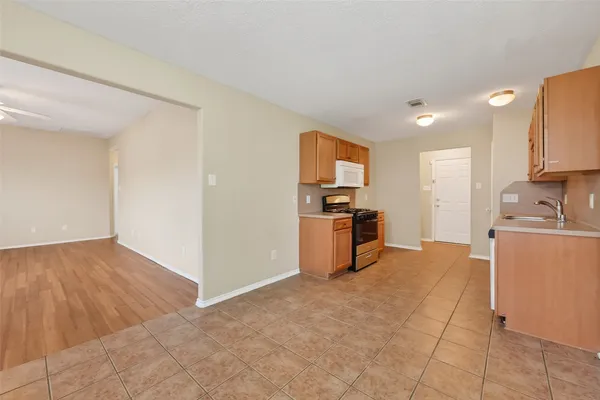 $1,550 | 17026 Cypresswood Glen Trail, Hockley, TX 77447