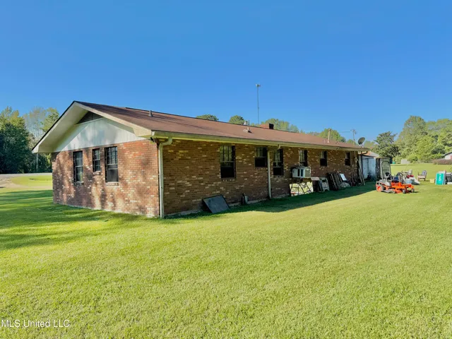 $203,000 | 986 Dunn-Ratcliff Road Northwest, Brookhaven, MS 39601