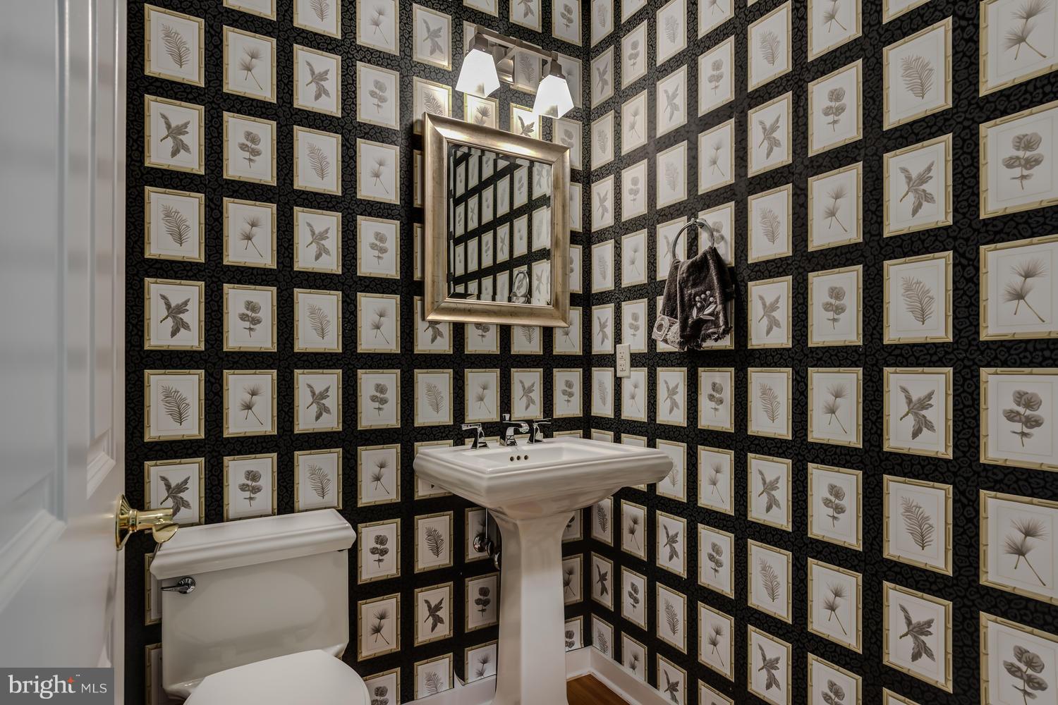 24762 Swan Road St. Michaels, MD 21663 - Photo 29 of 30 Powder Room
