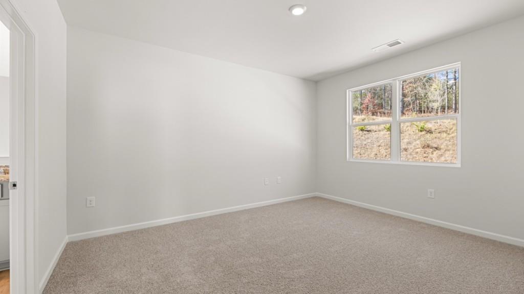 2930 Daxton Lane Gainesville, GA 30507 - Photo 15 of 32 an empty room with windows