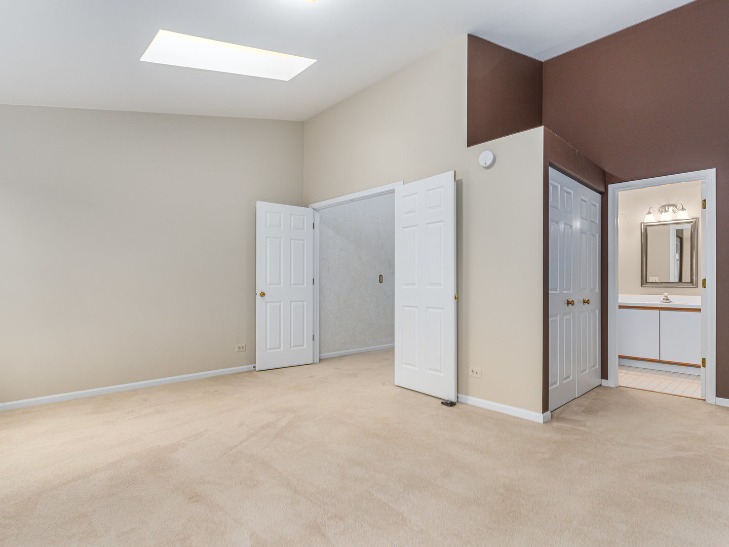 723 Ripple Brook Lane Elgin, IL 60120 - Photo 6 of 13