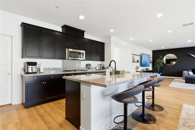 $950,000 | 24942 Whispering Way, Menifee, CA 92584