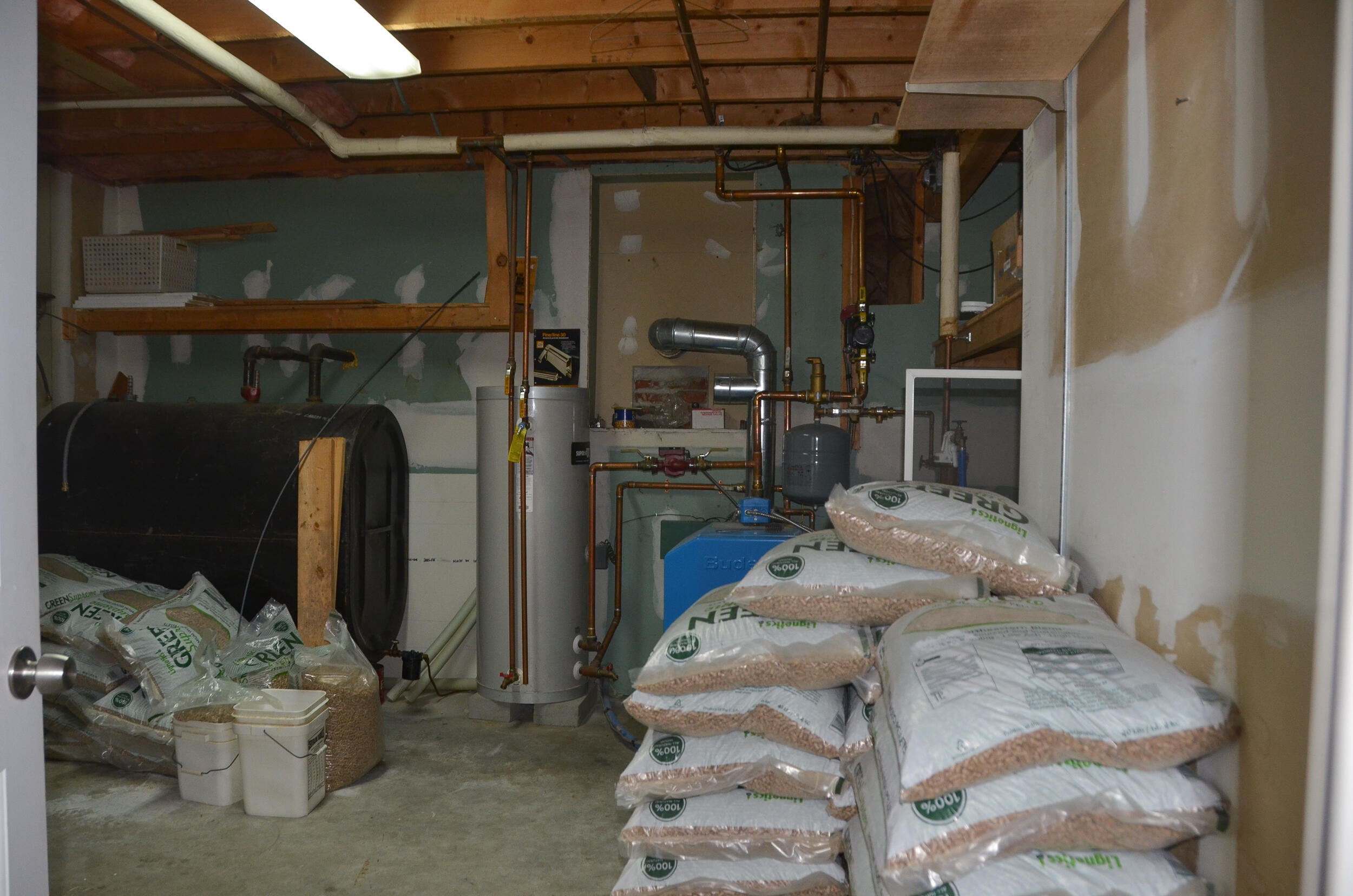 225 Mount Vernon Road Augusta, ME 04330 - Photo 43 of 55 0042-225 Mt Vernon Rd DSC_0126