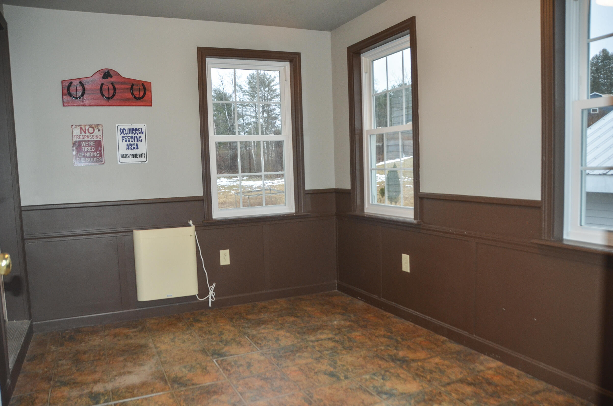 225 Mount Vernon Road Augusta, ME 04330 - Photo 5 of 55 0004-225 Mt Vernon Rd DSC_0033