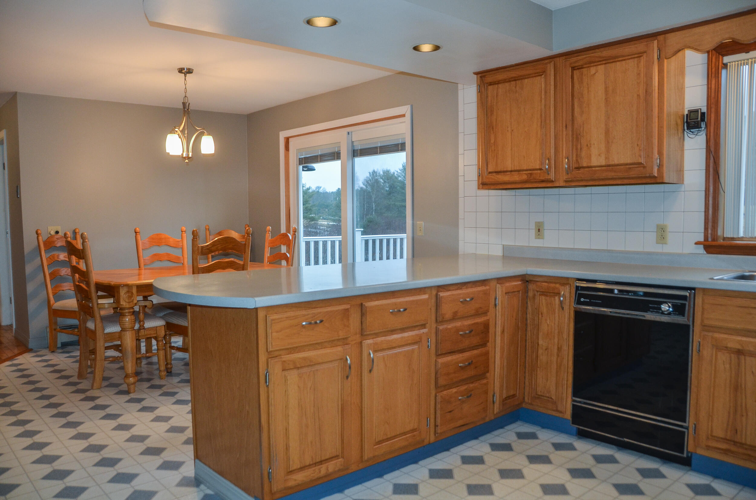 225 Mount Vernon Road Augusta, ME 04330 - Photo 7 of 55 0006-225 Mt Vernon Rd DSC_0058