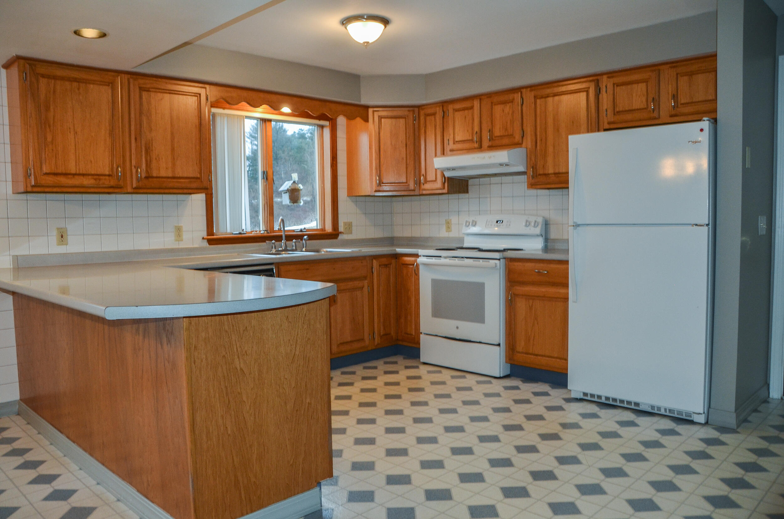 225 Mount Vernon Road Augusta, ME 04330 - Photo 9 of 55 0008-225 Mt Vernon Rd DSC_0063