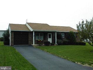 97 Allen Road Ephrata, PA 17522 - Photo 1 of 3 Gallery Image 1