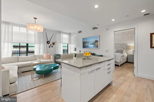 $750,000 | 45 Sutton Square Southwest, Unit 1110, Washington, DC 20024