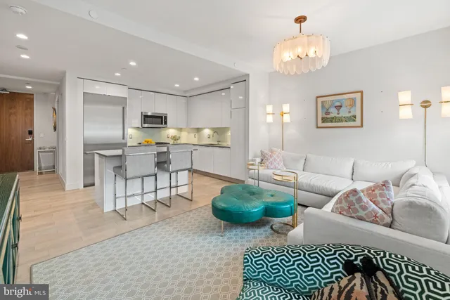 $750,000 | 45 Sutton Square Southwest, Unit 1110, Washington, DC 20024