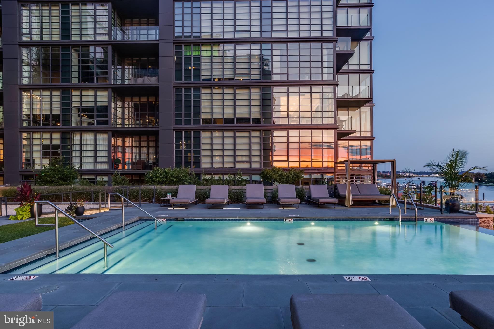 45 Sutton Square Southwest, Unit 1110 Washington, DC 20024 - Photo 32 of 53