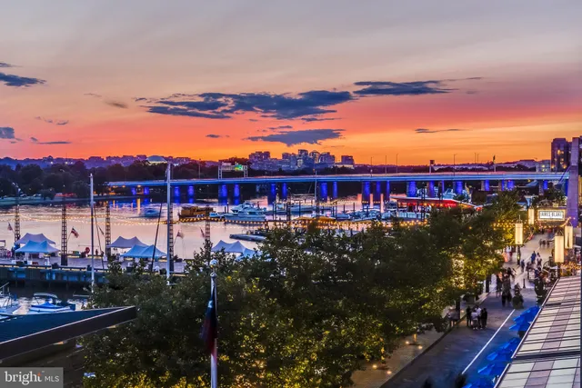 $750,000 | 45 Sutton Square Southwest, Unit 1110, Washington, DC 20024