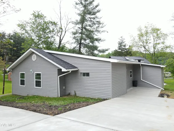 $244,900 | 265 Market Street, Clintwood, VA 24228