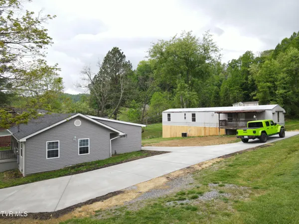 $244,900 | 265 Market Street, Clintwood, VA 24228
