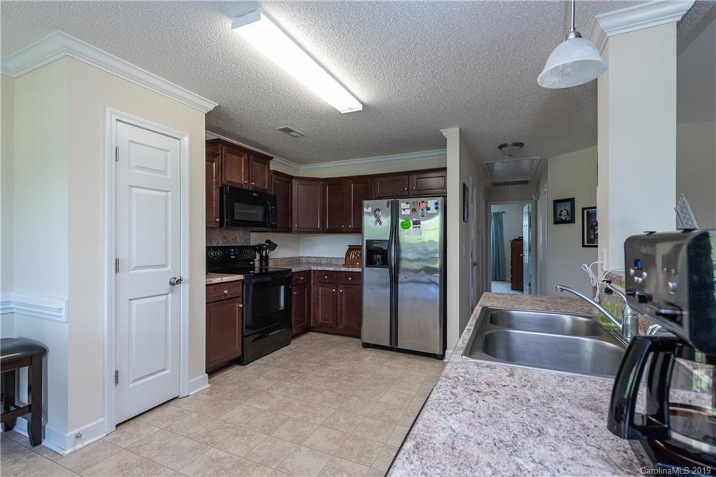 726 Carson Road York, SC 29745 - Photo 15 of 27 Gallery Image 15