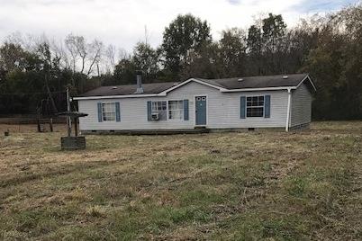 2421 Shady Grove Road Morrison, TN 37357 - Photo 1 of 1
