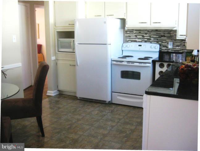 109 Cabin Branch Road Capitol Heights, MD 20743 - Photo 3 of 12 Kitchen