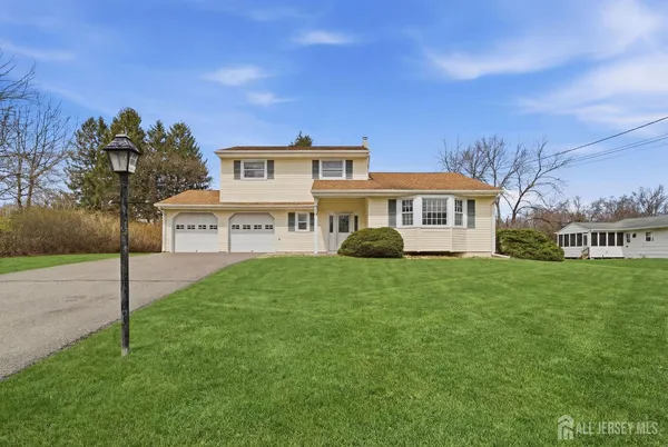 $599,750 | 103 Karen Place, Bridgewater, NJ 08807