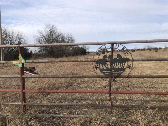 $145,000 | 0 Southwest 220th Street, Douglass, KS 67039