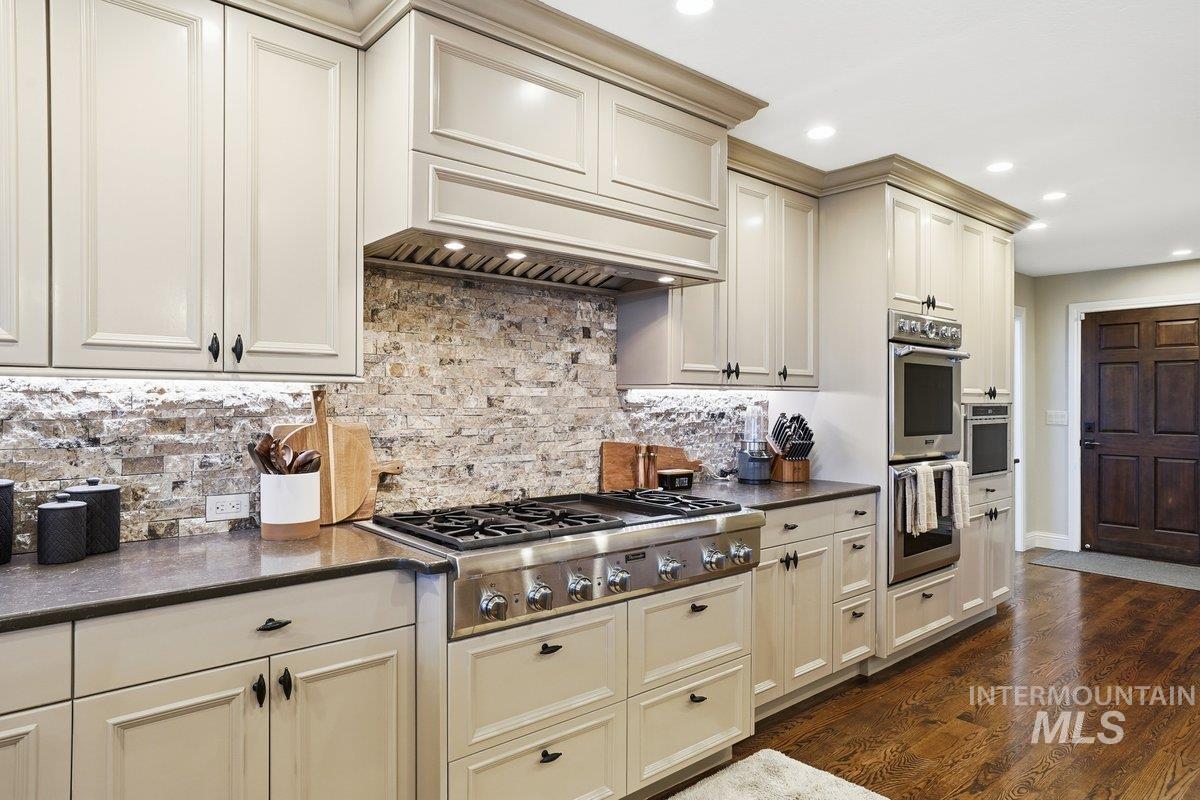 3050 South Whitepost Way Eagle, ID 83616 - Photo 17 of 50