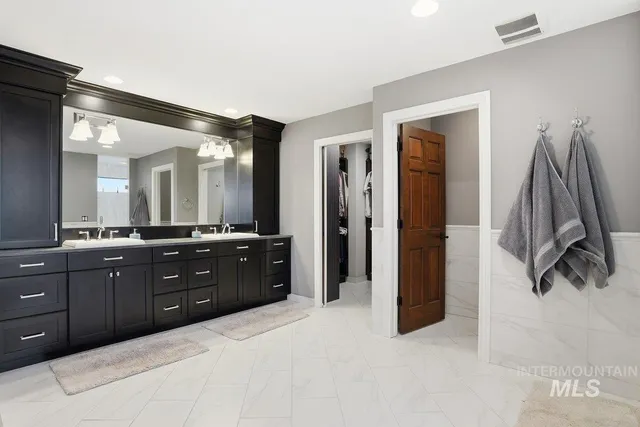 $2,999,999 | 3050 South Whitepost Way, Eagle, ID 83616