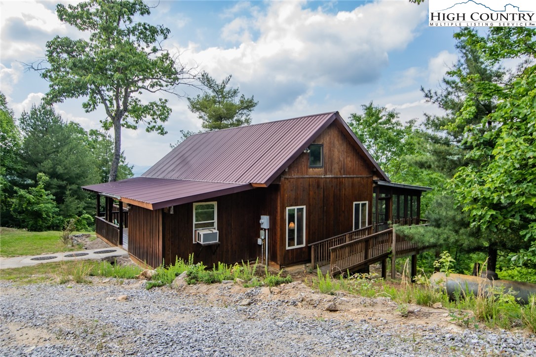 622 Eagle Nest Road Purlear, NC 28665 - Photo 45 of 50
