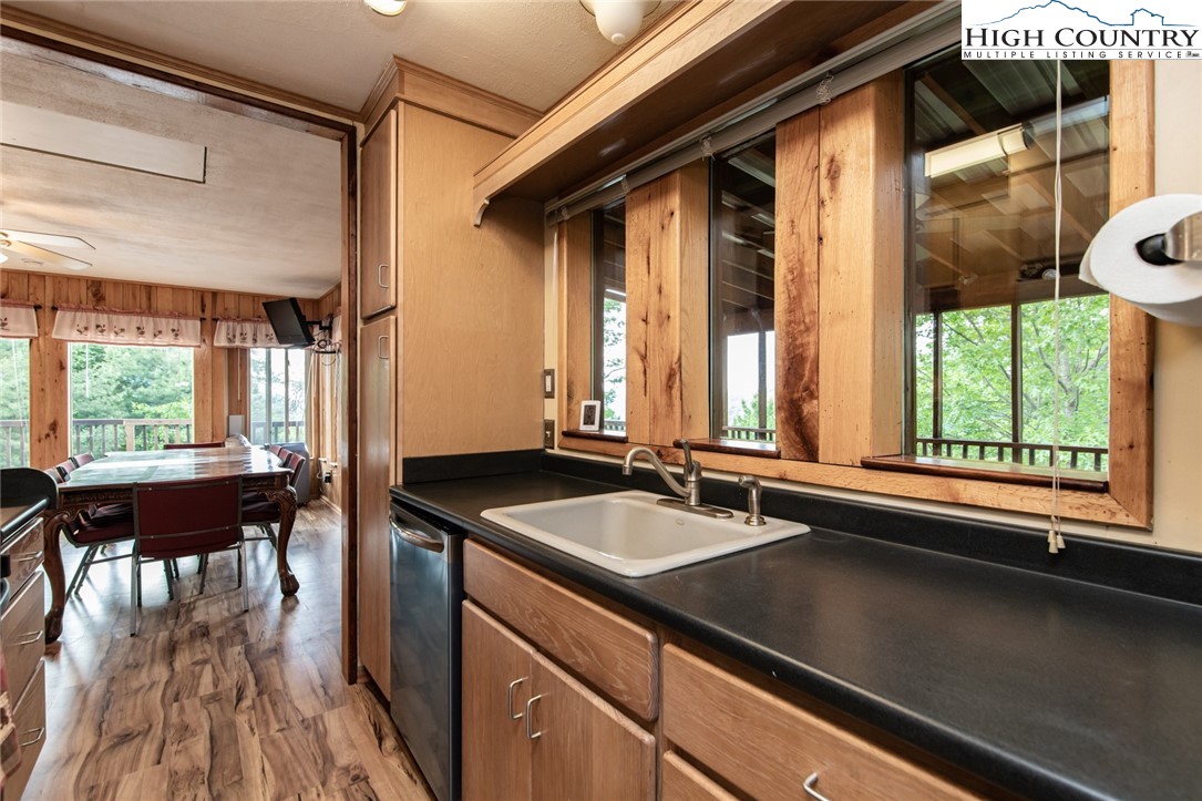 622 Eagle Nest Road Purlear, NC 28665 - Photo 10 of 50