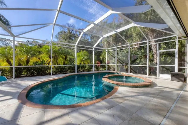 $749,000 | 8404 Abingdon Court, University Park, FL 34201
