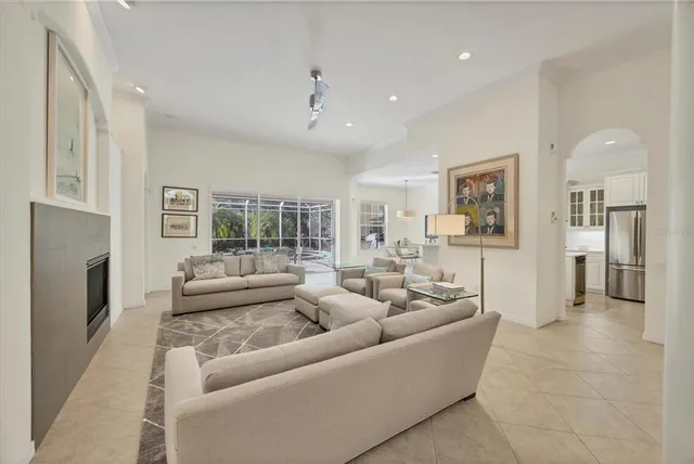 $749,000 | 8404 Abingdon Court, University Park, FL 34201