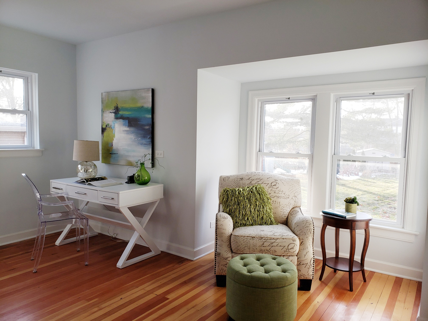 57 Northgate Road Riverside, IL 60546 - Photo 14 of 28 a workspace with furniture window and wooden floor