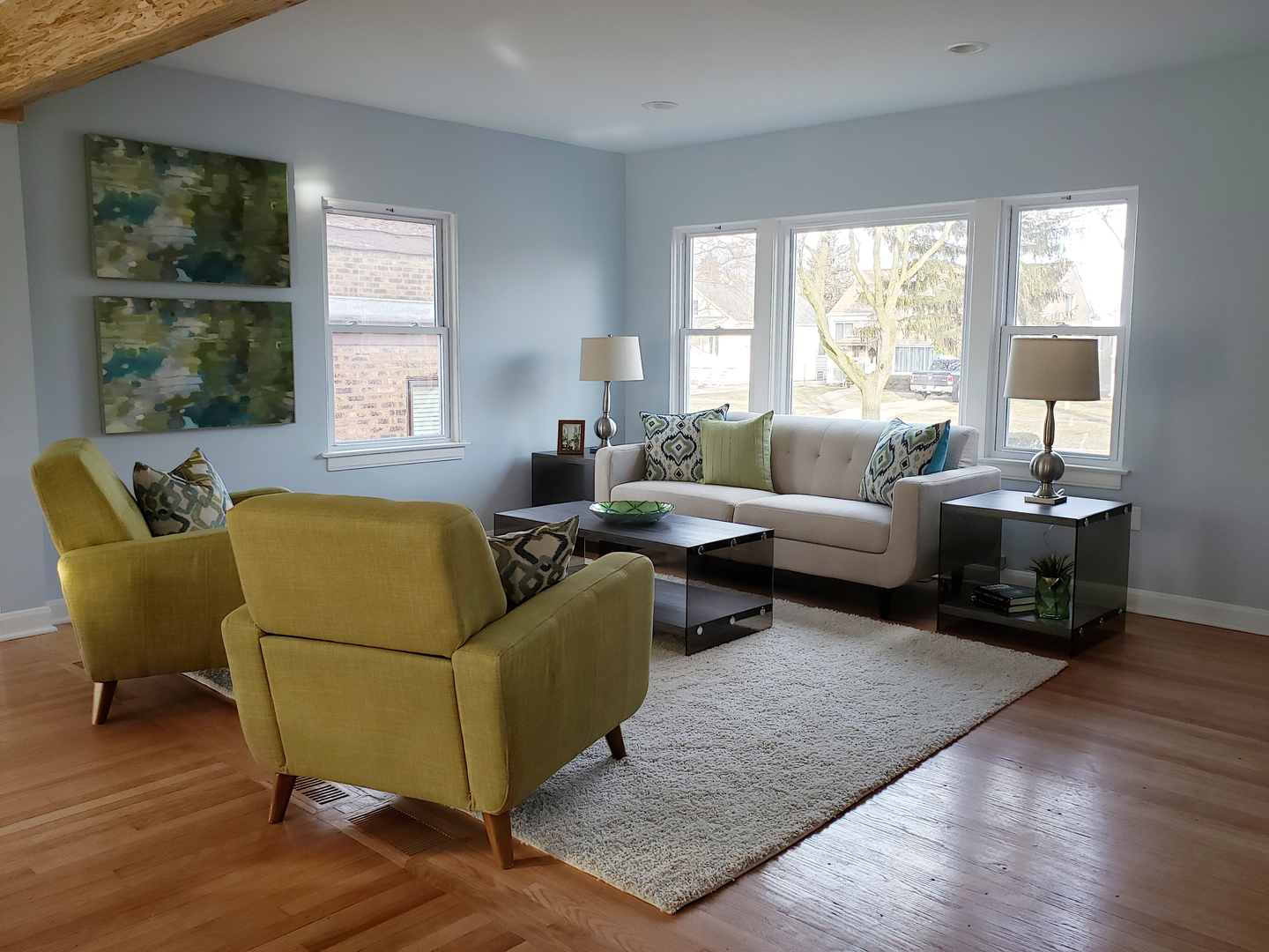 57 Northgate Road Riverside, IL 60546 - Photo 7 of 28 a living room with furniture and windows