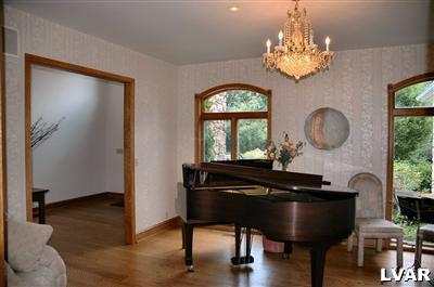 1642 Saucon Valley Road Bethlehem, PA 18015 - Photo 5 of 6 Gallery Image 5