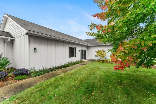 $924,900 | 18720 114th Street Southeast, Big Lake, MN 55309